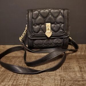 Besty Johnson Chic Black Heart-Embellished Crossbody Bag
